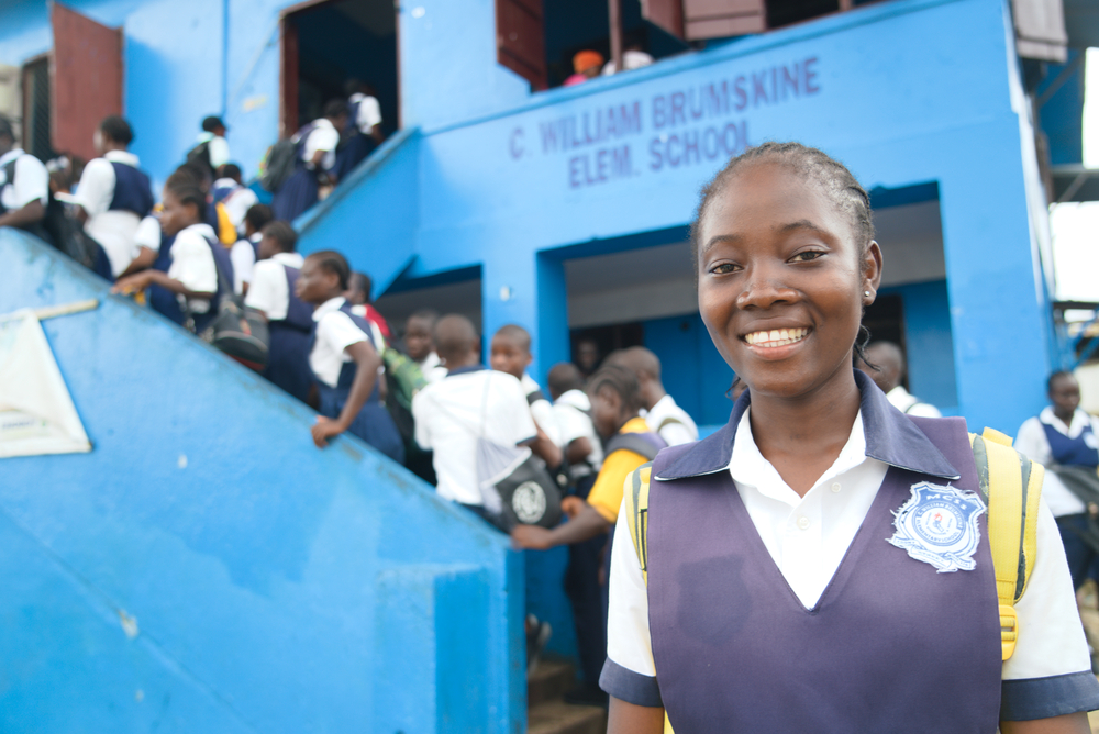 Eine Schülerin in Liberia