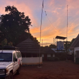 Sonnenuntergang am Gesundheitszentrum Mundri im Südsudan