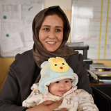 Ärzte ohne Grenzen Weltfrauentag Afghanistan Geburt Sterberate Kinder Video